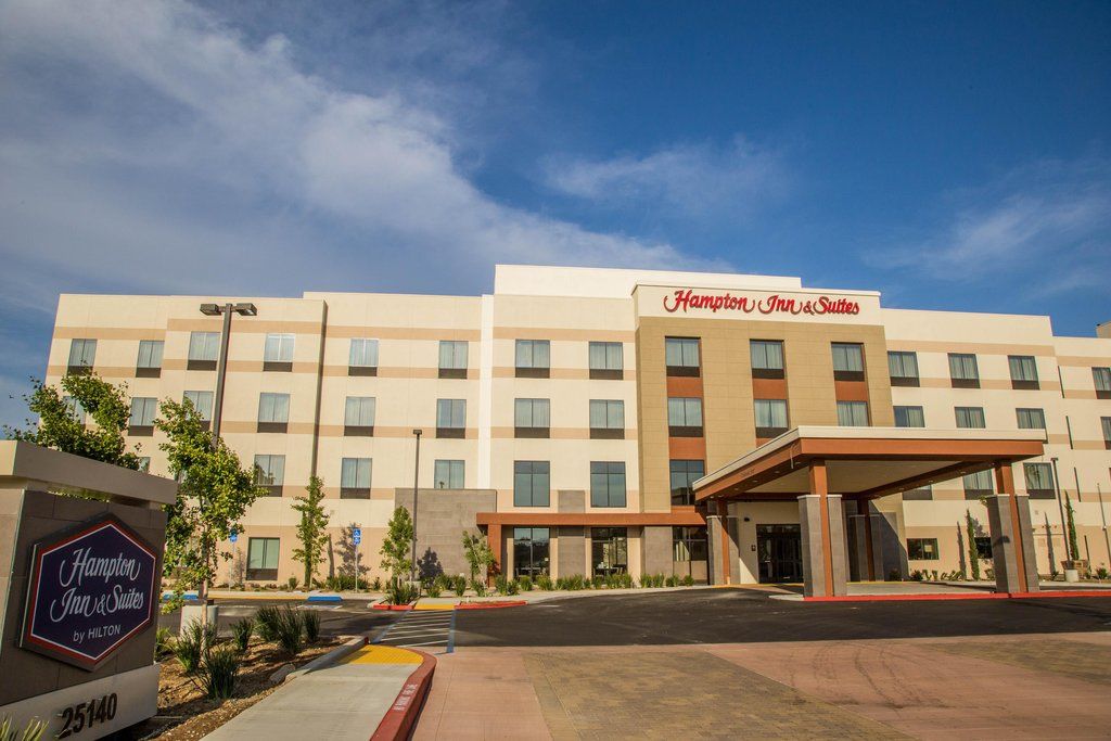 Hampton & Temecula Hotel